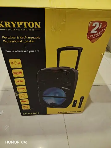 Portable rechargeable multimedia speaker
