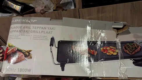 Dunlop Teppanyaki Electric Grill / Teppan Yaki - 1800W (Unused in box)