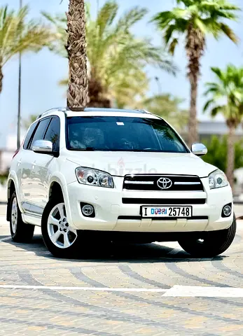 Toyota Rav4 (Limited) 4WD 2012 GCC Specs (Low mileage)