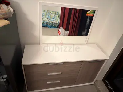 Dressing table for sale