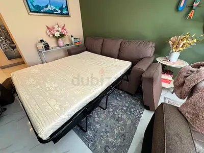 United furniture three seater pull out sofa bed