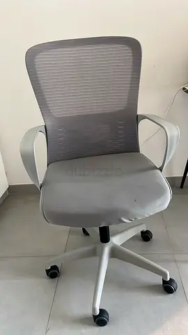 Ergonomic Mesh Office Chair with Armrests - Light Grey