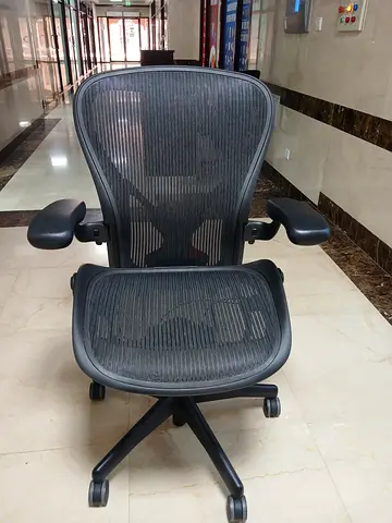For selling Herman Miller Aeron classic chair type B and C Fully Loaded