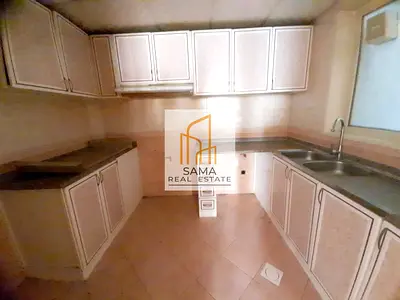 CLOSE TO SMALL NASTIO FAMILY BUILDING 2BHK 2 WASHROOM CANTARAL AC ONLY 40K 30 DAY FREE CLOSE HALL PARIM LOCATION MUWAILIAH AREA SHARJAH