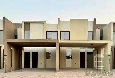 3 BED | FAMILY VILLA | NEAR TO PARK