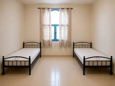 LADIES BED SPACE FOR RENT