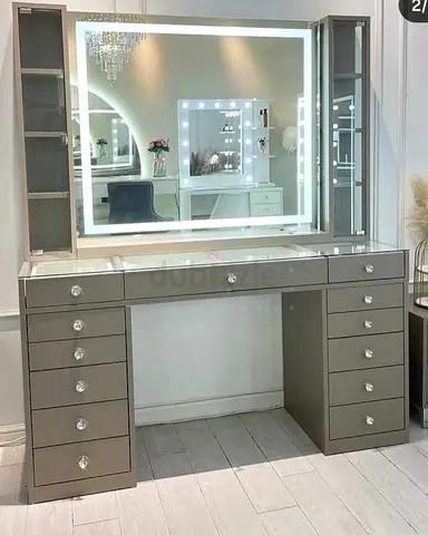 Large Vanity Dressing Table with Lighted Mirror and Double Drawer Columns