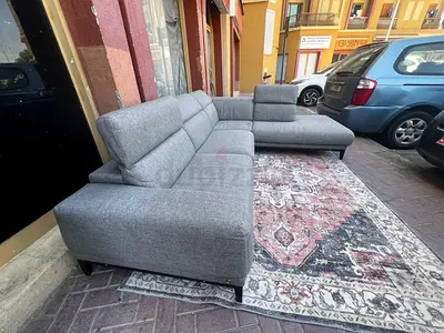 Natuzzi Gary Borghese Sectional Sofa Head adjustable