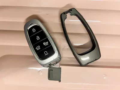 Hyundai Smart Car Key Fob and Protective Case