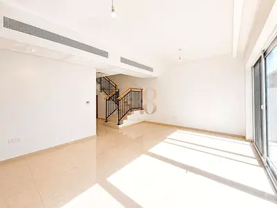 Luxury 3BR Townhouse | Roof Access | Smart Home