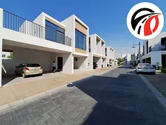 BRAND NEW 3BED +MAID |SINGLE ROW