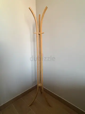 Light wooden standing coat rack / hat stand