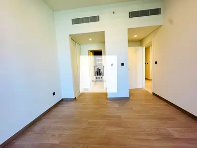 Specious luxury apartment for rent