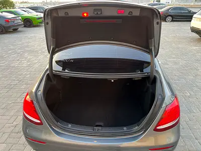 صورة مصغرة 11 لـ 2017 Mercedes-BENZ E-CLASS