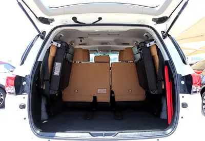 2021 Toyota FORTUNER 照片 7
