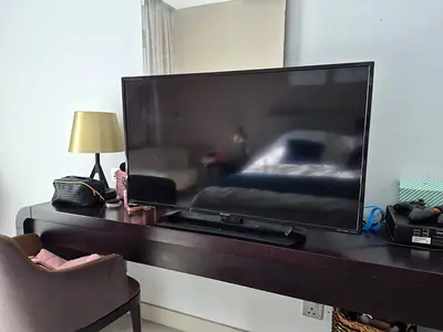 Sharp TV 40 inches