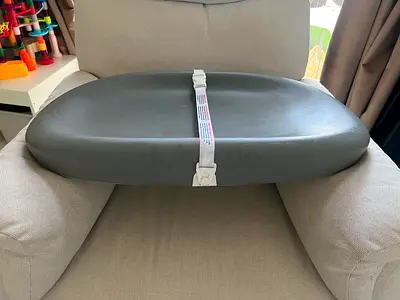 Baby changing pad + Scale