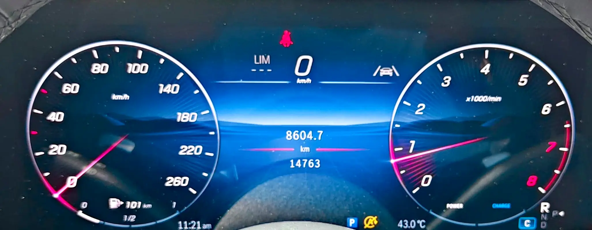 مرسيدس-بنز جي إل سي كوبيه 2025