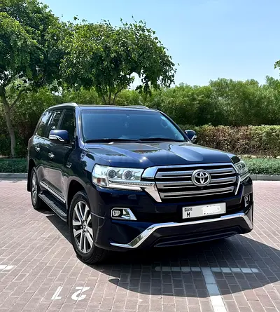 Toyota Land Cruiser VXR 2017 GCC Specs