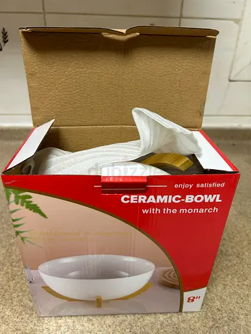8 Inch Ceramic Bowl with Wooden Stand