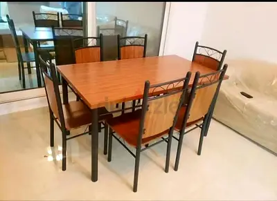 Dining table - 4 chairs