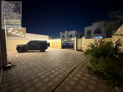 Modern stone-fronted villa with electricity and air conditioning, in a very prime location.