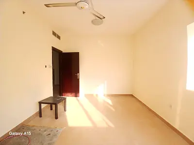 Lavish 2bhk2 washroom full family Building in muwailah sharjah with balcony 45k