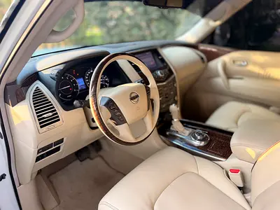 2014 Nissan PATROL 缩略图 10