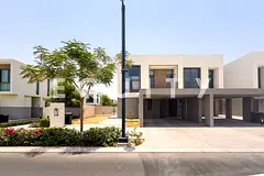 Unique Layout | Huge Plot | View Today