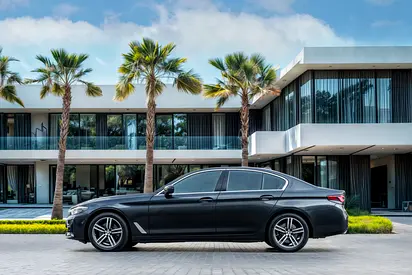 BMW 5 Series 520i, миниатюра 2