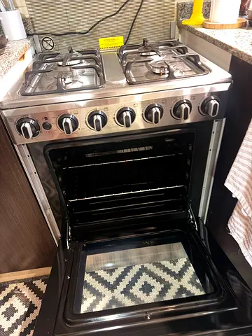 Gas cooker