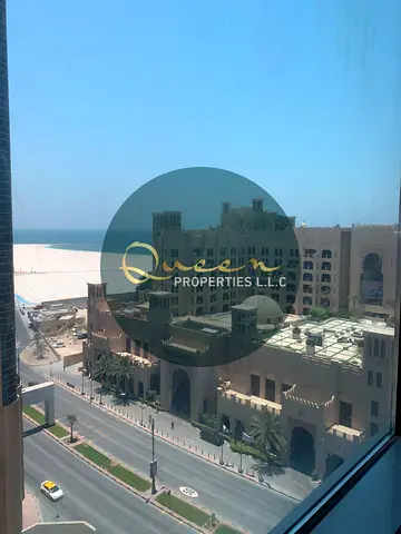 شقة غرفتين وصالة عائلية للإيجار السنوي في النخيل ٢ كورنيش عجمان إطلالة بحرية مفتوحة وبلكونة مساحة ١٠٢٠ قدم السعر ٤٣٢٠٠ درهم وتأمين ١٠٠٠ درهم فقط