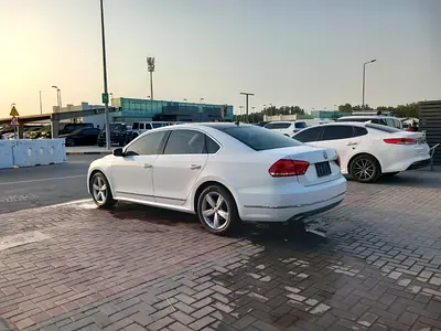 صورة 4 لـ 2013 Volkswagen PASSAT