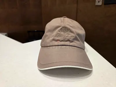 Loro piana hat/cap