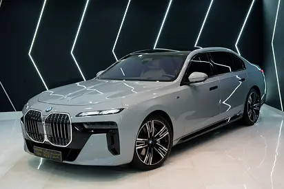 2023 BMW 740i M Sport, Theater Screen, Executive Lounge, Bowers N Wilkins, Dealer Warr + Serv!!