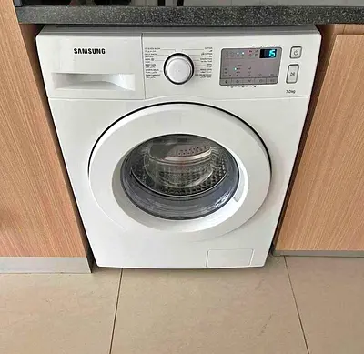 New model Samsung Front Load Washing Machine 7kg White
