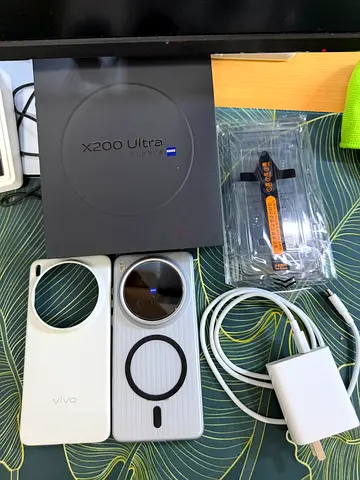 Vivo X200 Ultra – 1TB Storage | 16GB RAM | Like New | AED 3,000