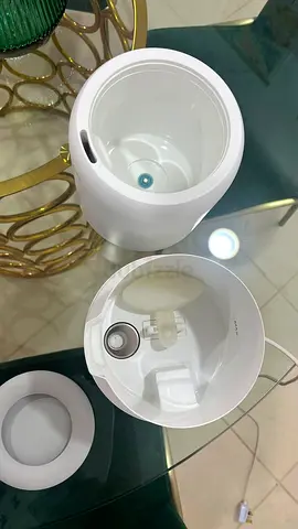 Small White Ultrasonic Humidifier / Aromatherapy Diffuser - Light Use