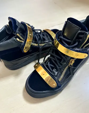 Giuseppe Zanotti Coby high-top sneakers, with distinctive navy blue velvet and leather construction