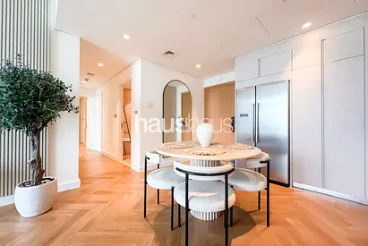 Upgraded | High Floor | Beautifully Furnished