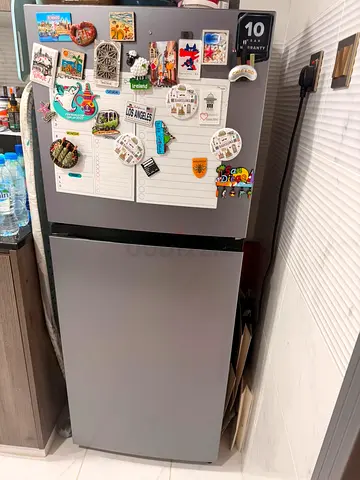 Double-door fridge in perfect working condition (top freezer)