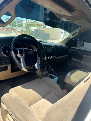 2015 Toyota SEQUOIA 照片 9