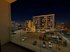 No commission // No Deposit cash // 12 cheques payment // 2 bedroom with balcony and covered parking