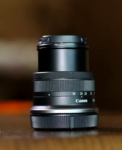 Canon EF-M 18-55mm (or similar) compact zoom lens - good condition
