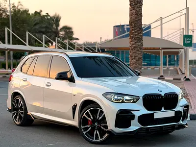 Pristine 2022 BMW X5 xDrive40i M Sport | GCC Specs | Warranty &amp; Service
