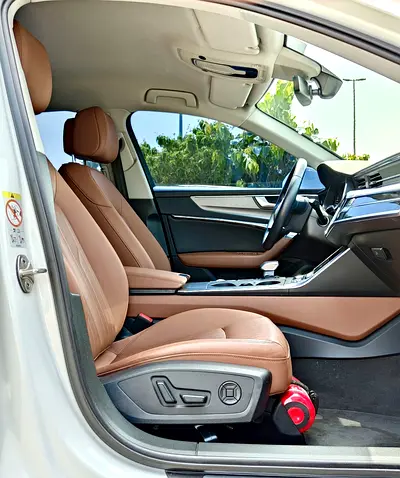 2023 AUDI A6 缩略图 12