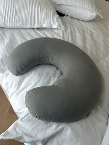 C-shaped Nursing / Feeding Pillow - Grey