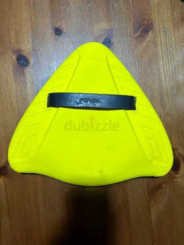 FINIS, Yellow Triangular Swim Buoy / Pool Kickboard with Hand Grip