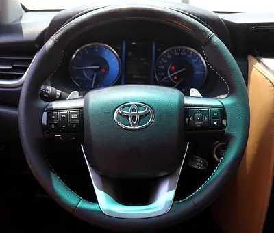 2021 Toyota FORTUNER 照片 11