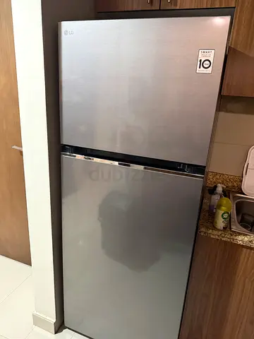 LG Stainless Steel Fridge-Freezer in Good Condition - 2 Doors/ 395 Liter size